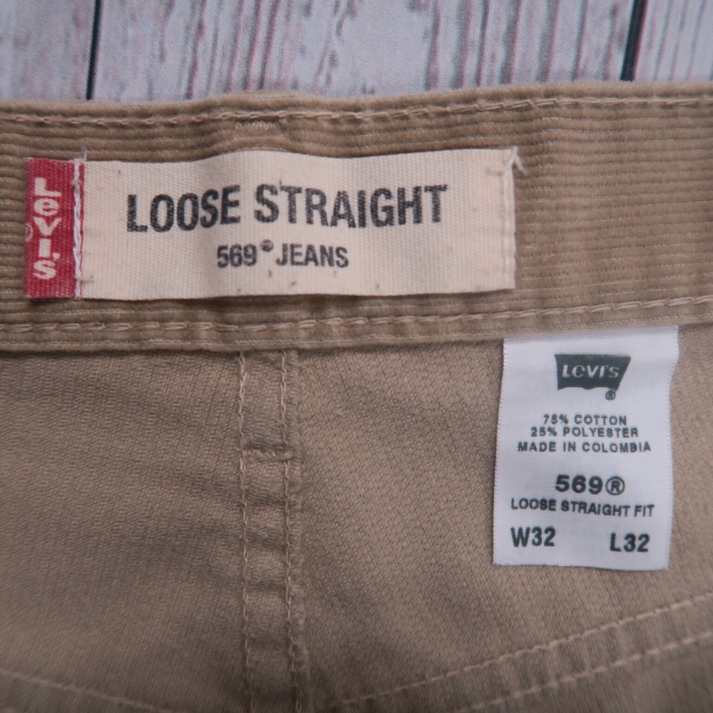 Levi’s- Pants View 3